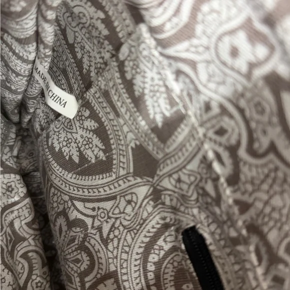 Black Patterned Shoulder Bag - Picture 4 of 9